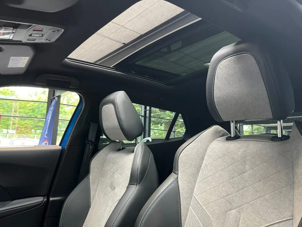 Billede 17 - Peugeot e-2008 50 GT Sky