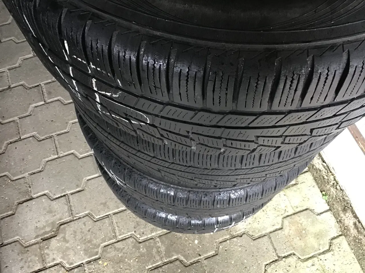 Billede 3 - Vinterdæk 4 Stk. Nokian på stålfælge 235/60 R16 