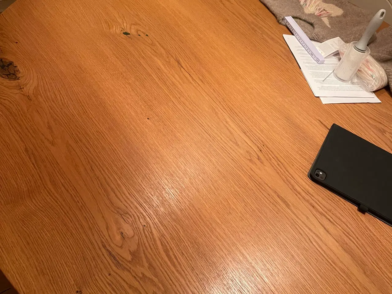 Billede 2 - Fedt rundt spisebord Ø160 cm i massiv egetræ 