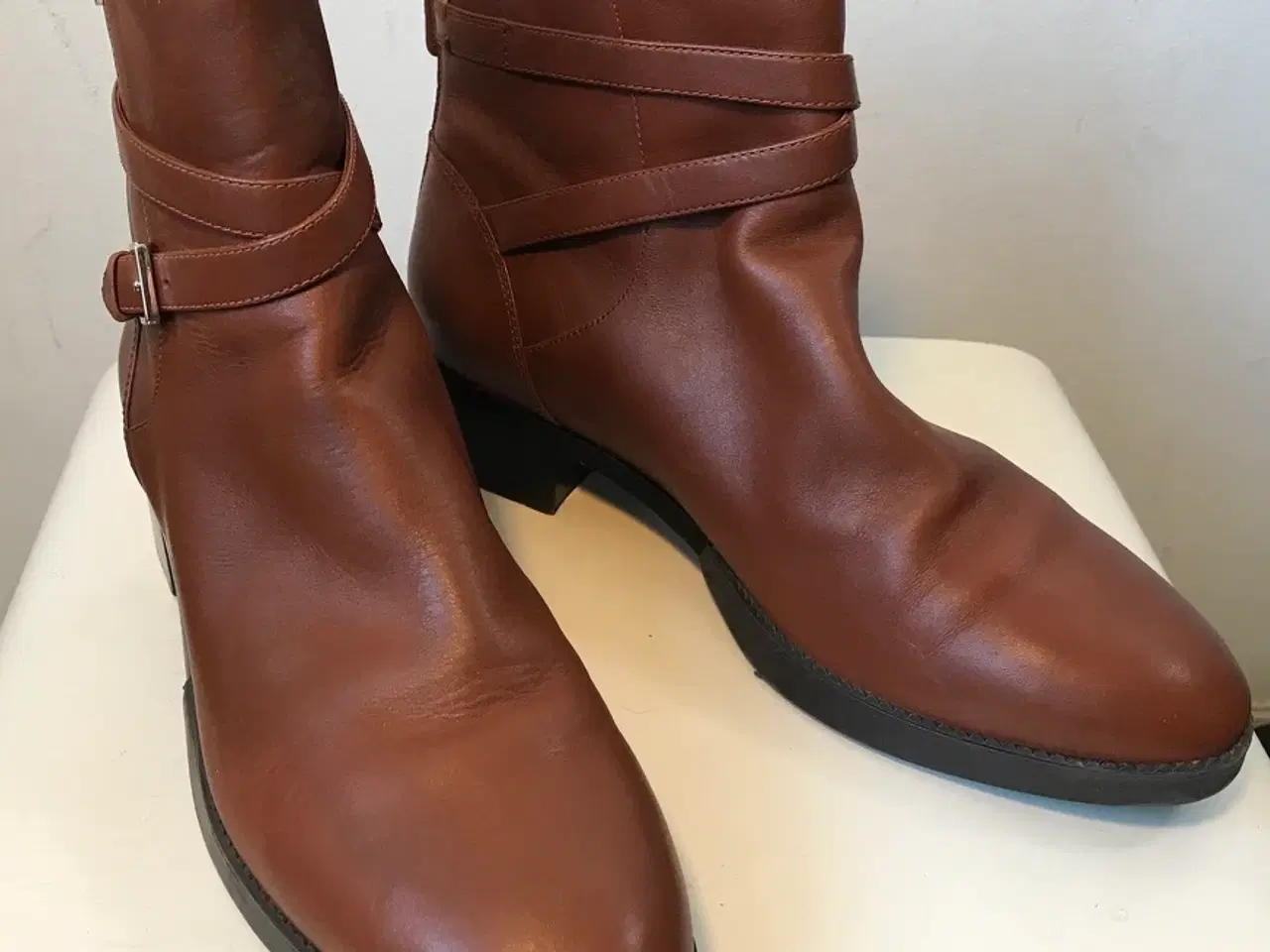 Billede 1 - Tory Burch, støvler, str 42