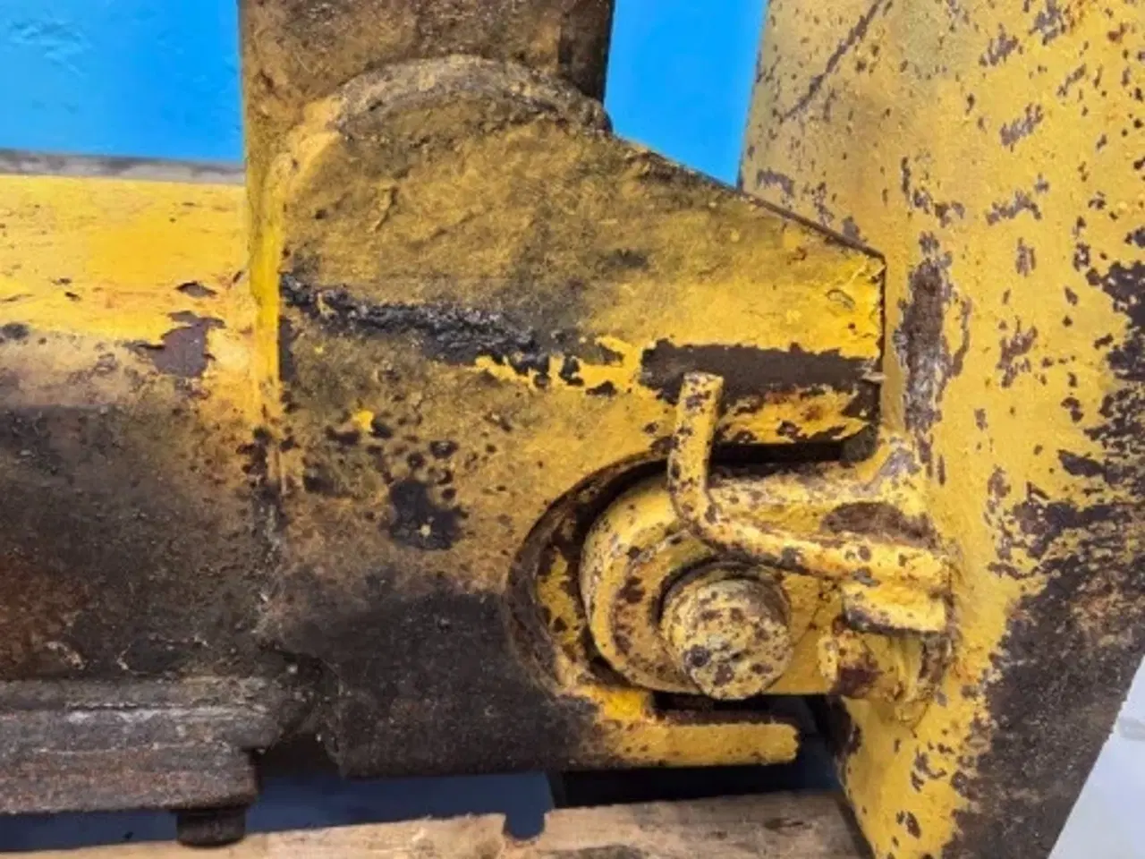 Billede 7 - New Holland LB115B Støtteben R.  87376352