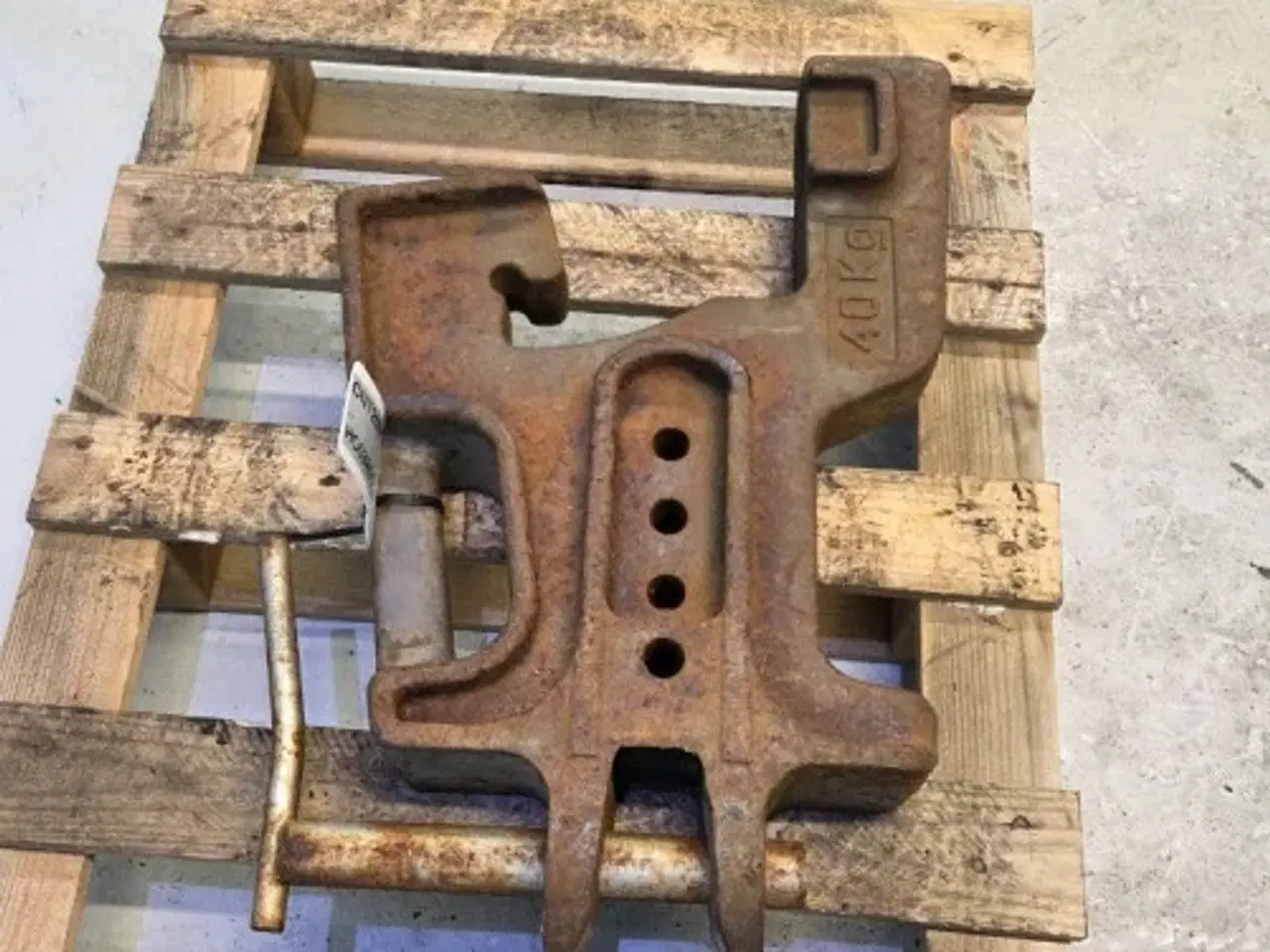 Billede 7 - New Holland 8210 Frontvægt 82007009