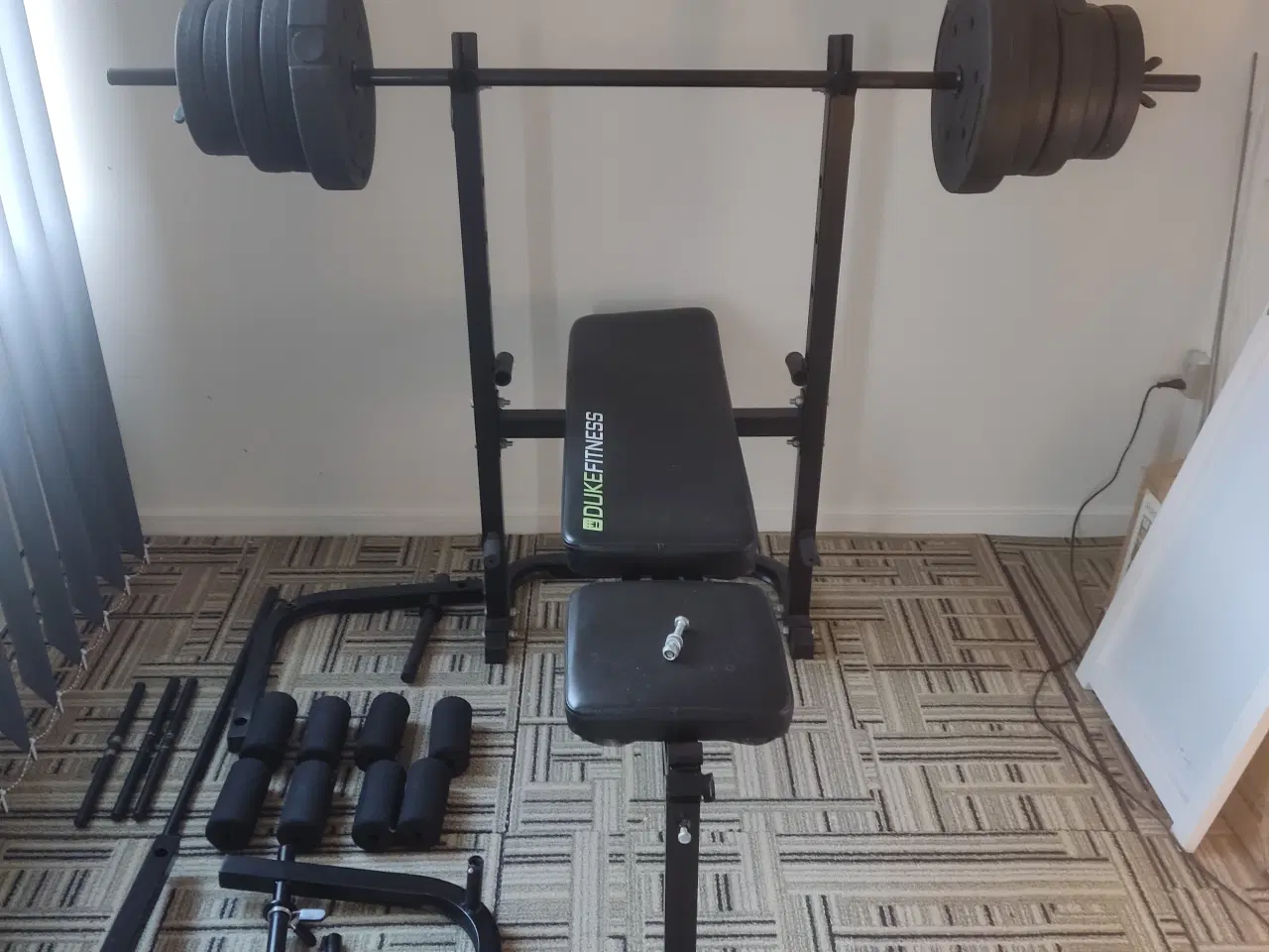 Billede 1 - Vægtstang med bænk 60 kg