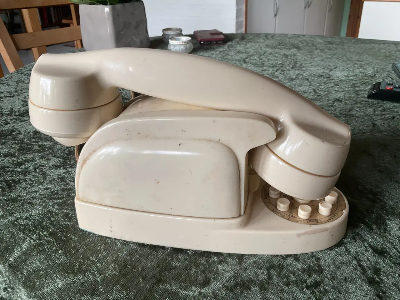 Billede 1 - Telefon, retro LM, meget sjælden