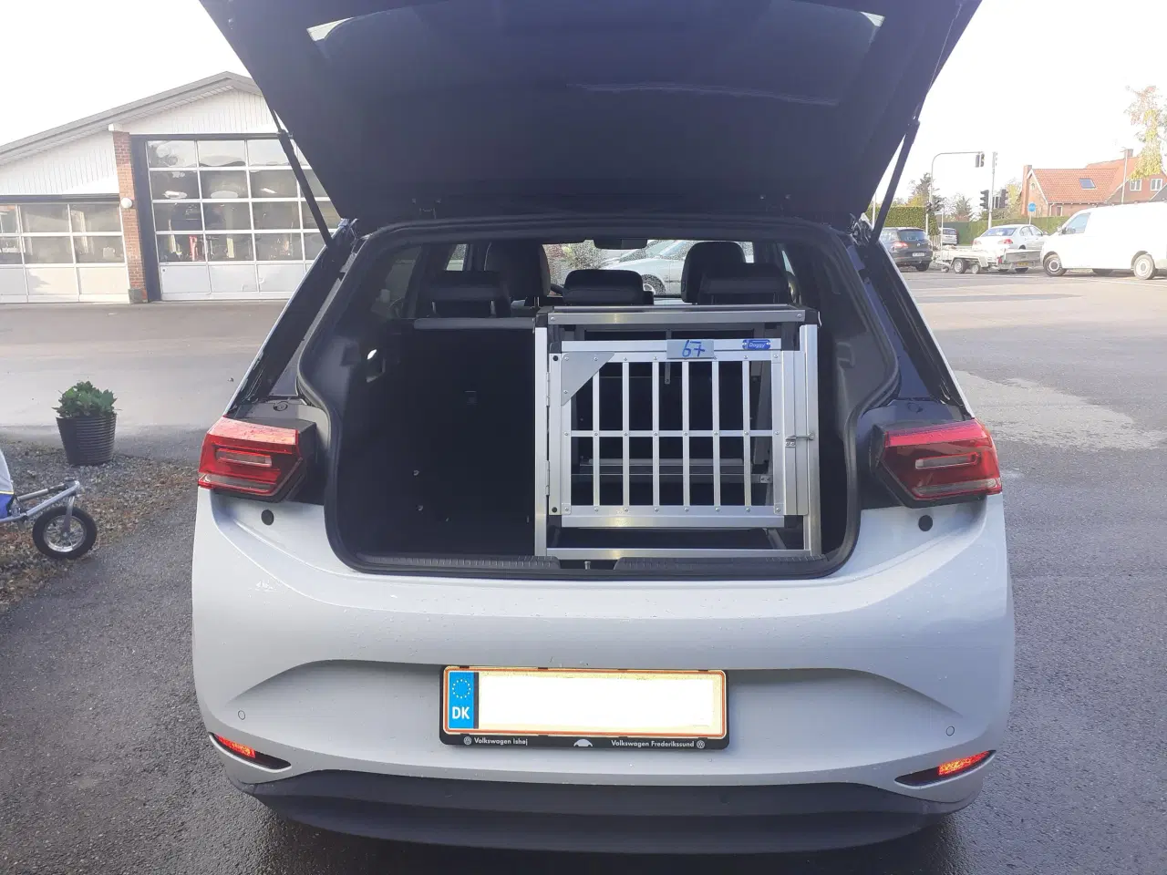 Billede 3 - Hundebur VW Id3