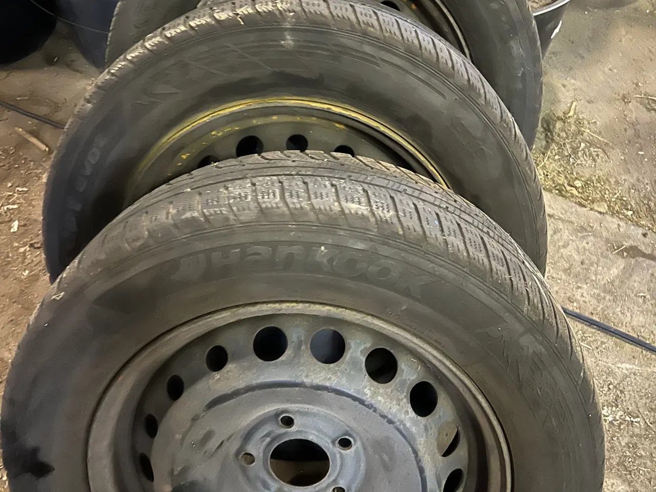 Billede 1 - 4 stk vinterdæk 16”