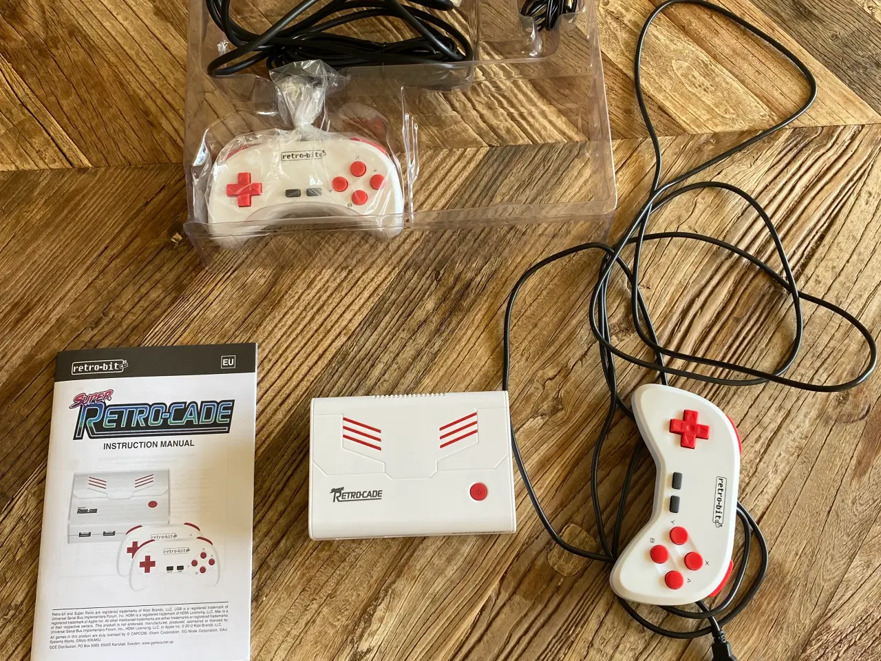 Billede 2 - Retro-bit Arcade-konsol m/90 Spil