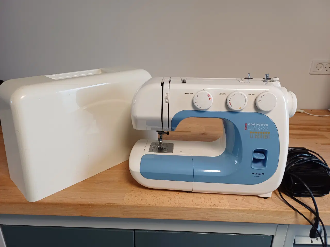 Billede 6 - Hugin symaskine 