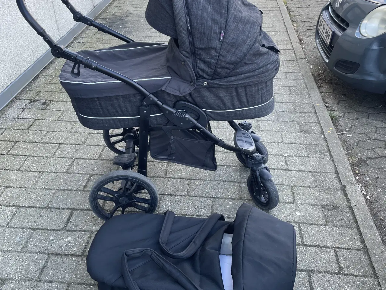 Billede 6 - Barnevogn basson   , 97 cm.   Med lift 