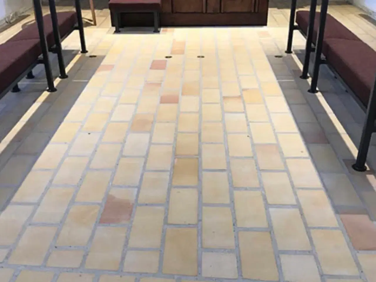 Billede 2 - Nye gule gulvtegl mursten. 