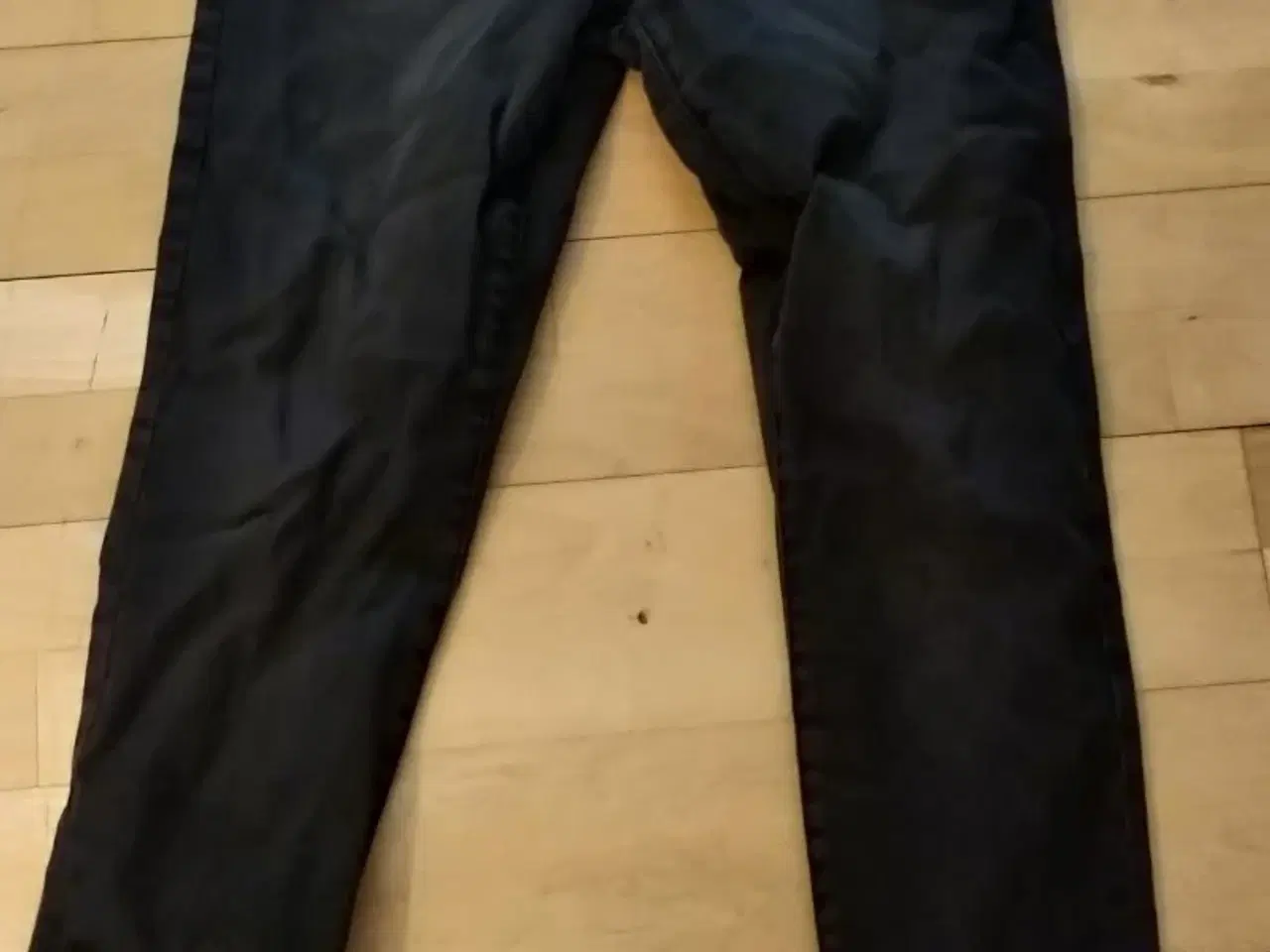 Billede 1 - forskellige bukser