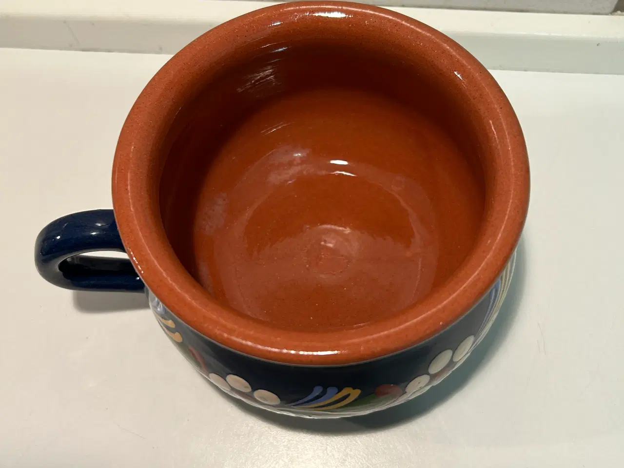 Billede 2 - Almue malet potte med blå bund og deco.