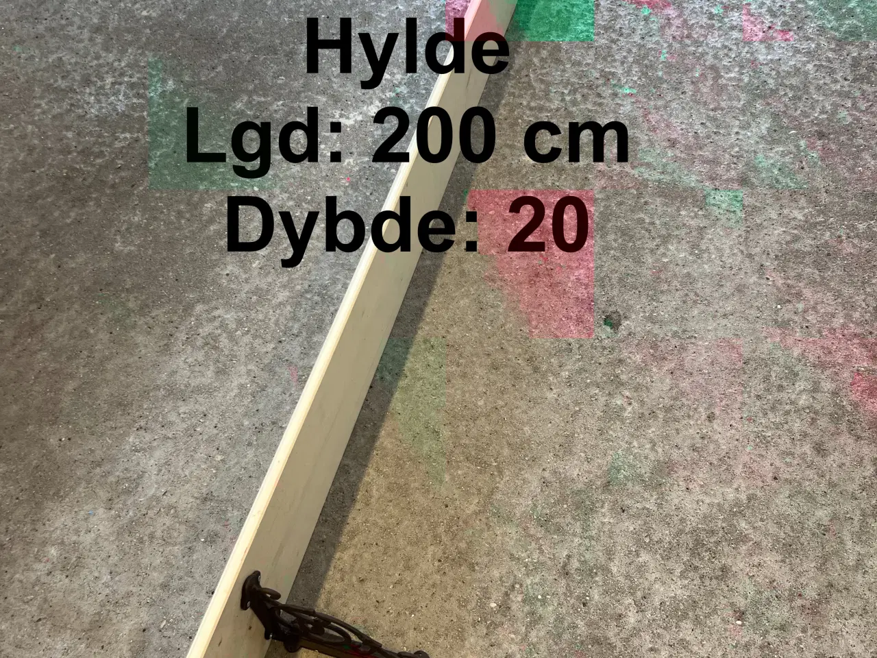 Billede 1 - 200 cm lang hvid hylde med jern krummelurer 