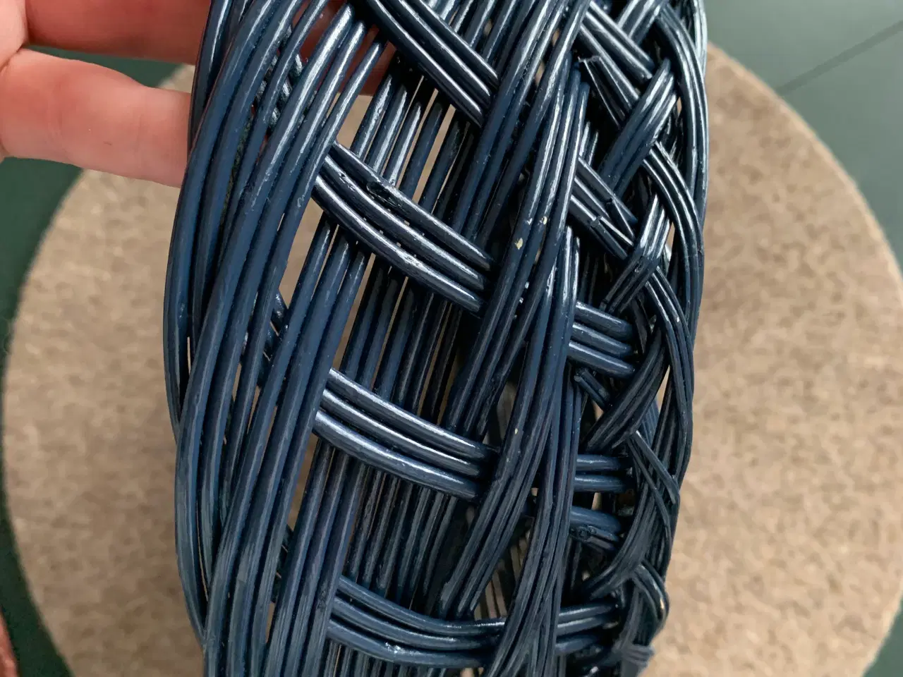 Billede 3 - Mørkeblå flettet brødkurv