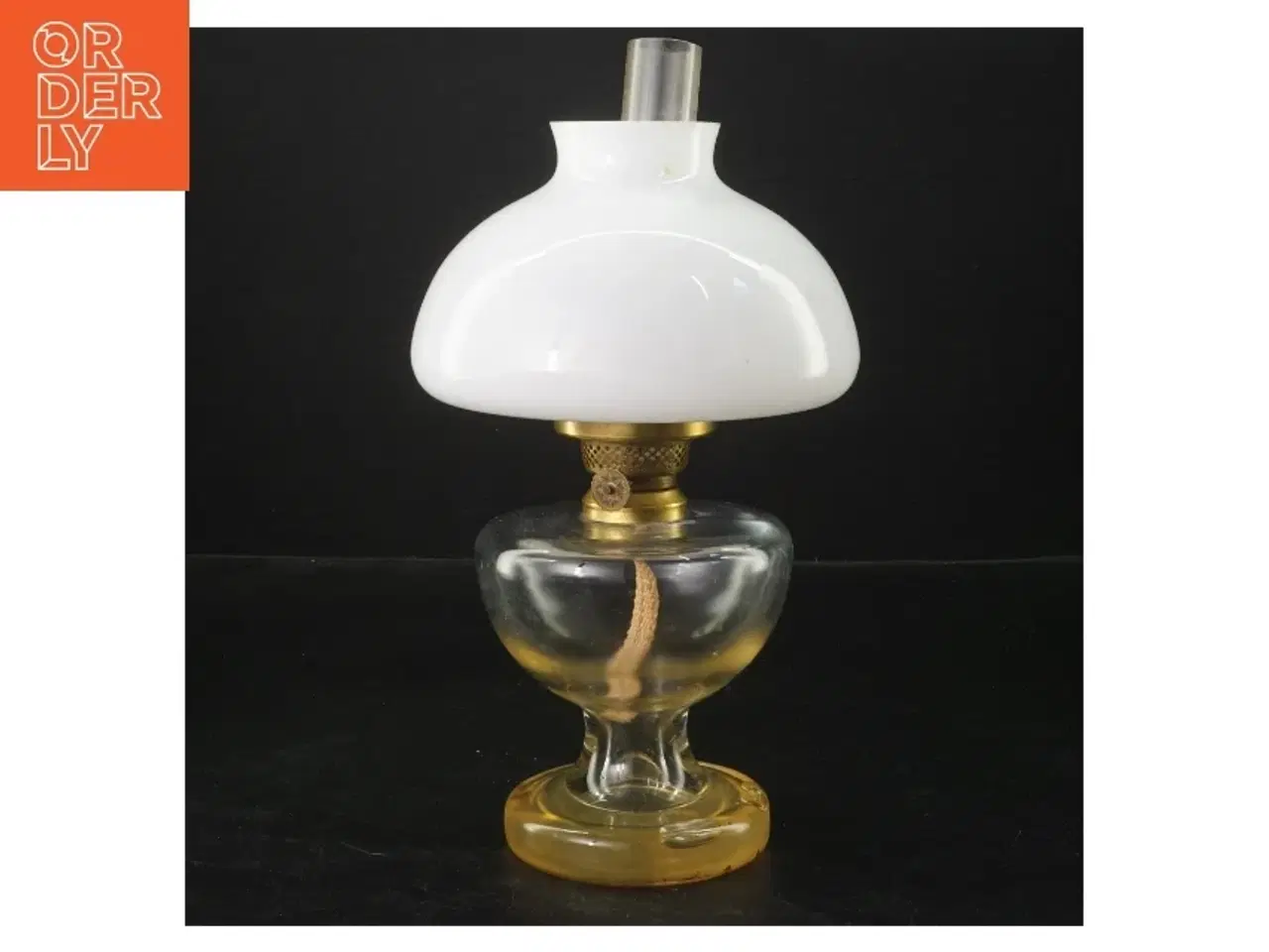 Billede 1 - Parafinlampe med glas (str. 24 cm)