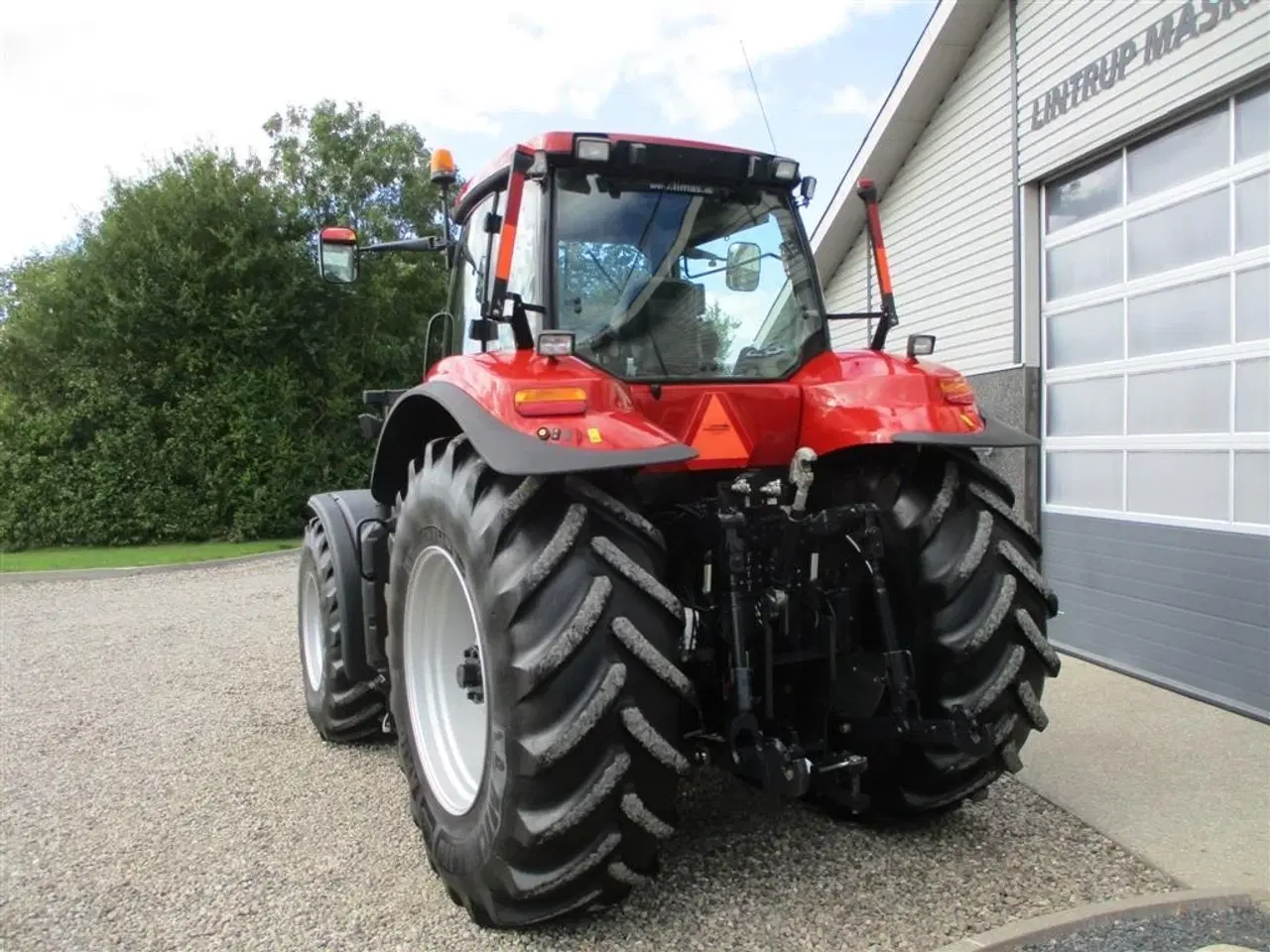 Billede 13 - Case IH MAGNUM 260 CVX med frontlift, affjedret foraksel og affjedret kabine.