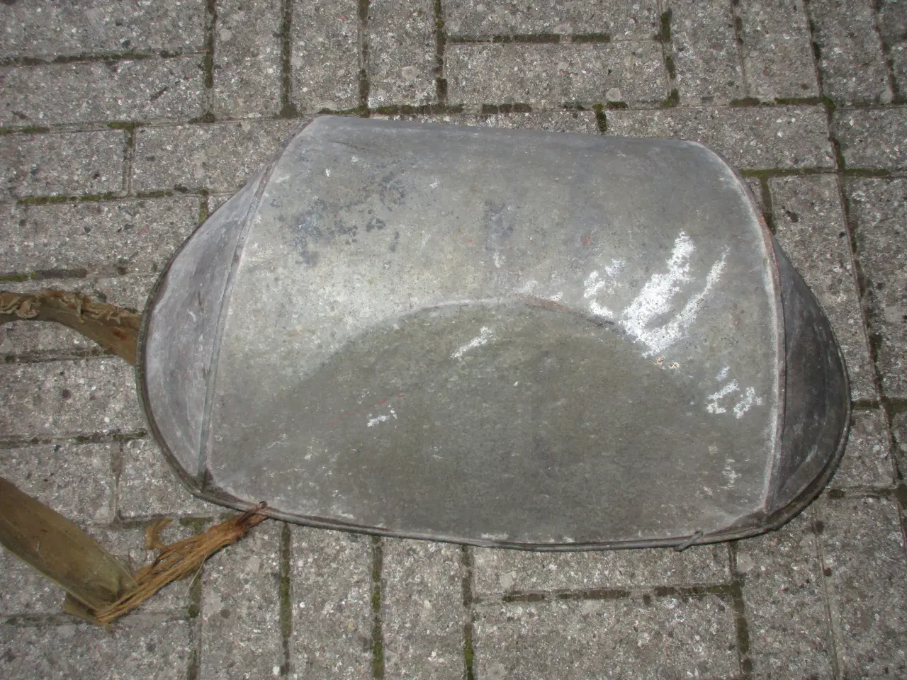 Billede 2 - Gammel zink eftersåningskar sælges
