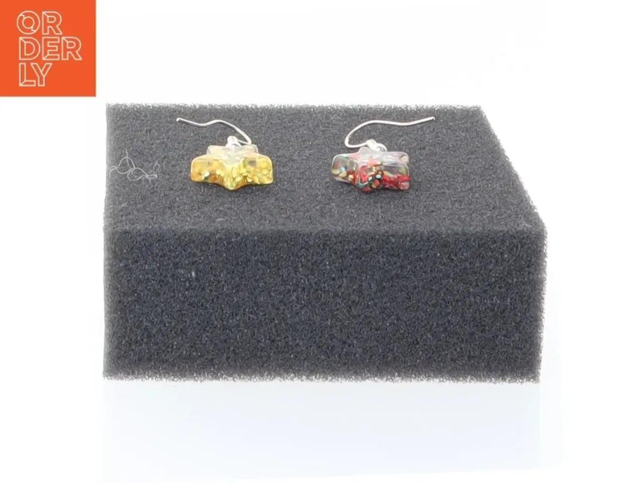 Billede 2 - Håndlavede øreringe (str. 1 cm)