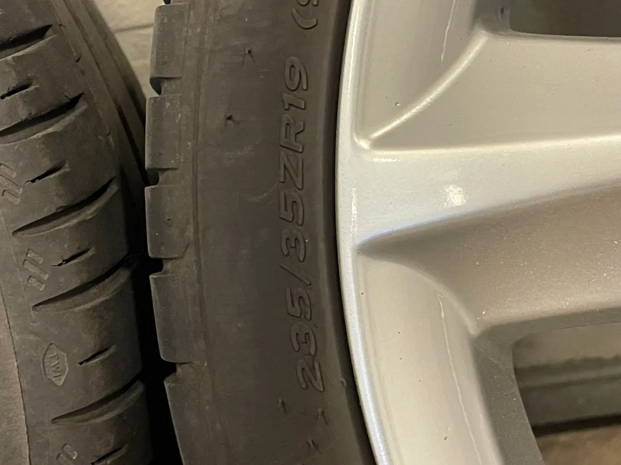 Billede 5 - alufælge til en passat med gode dæk