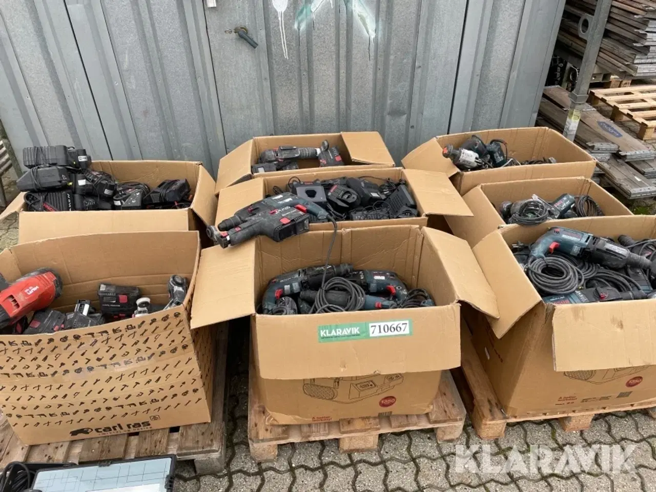 Billede 1 - Blandet lot Bosch slagboremaskiner og stiksave Bosch GBH-2-23 REA og GST 85P