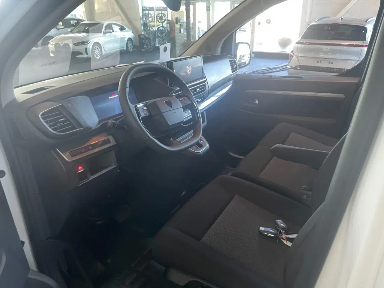 Billede 8 - Peugeot e-Expert 75 L2 Premium Van
