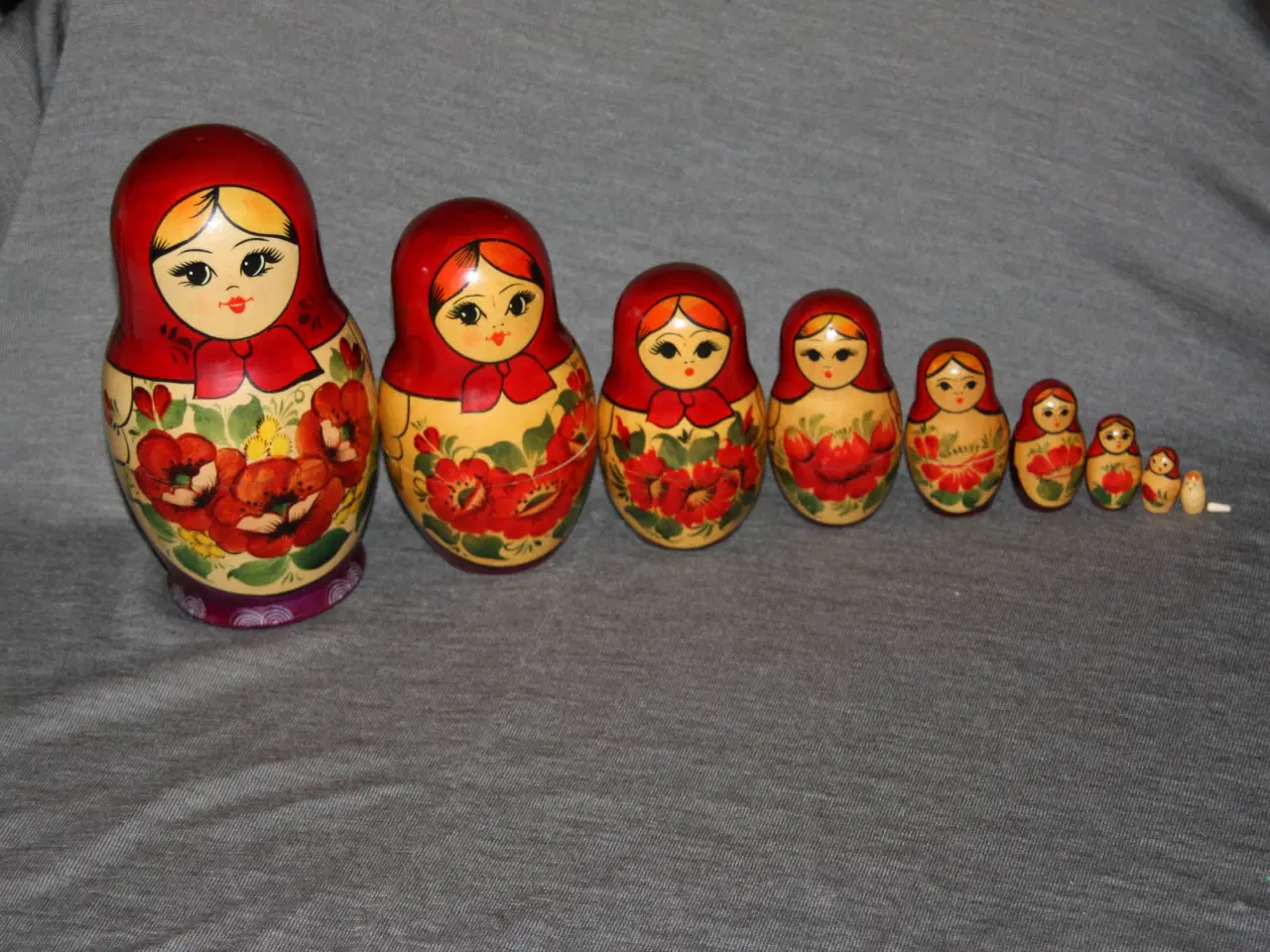 Billede 1 - Dukker Babushka matryoshka højde 19 cm 9 stk.
