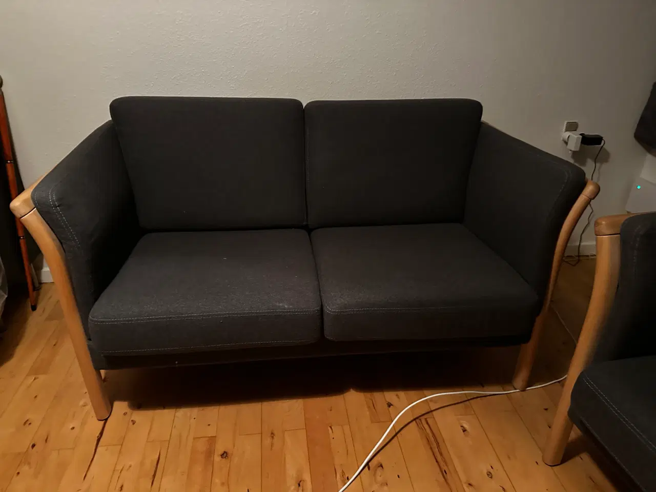 Billede 2 - 2 personers sofa plus stol