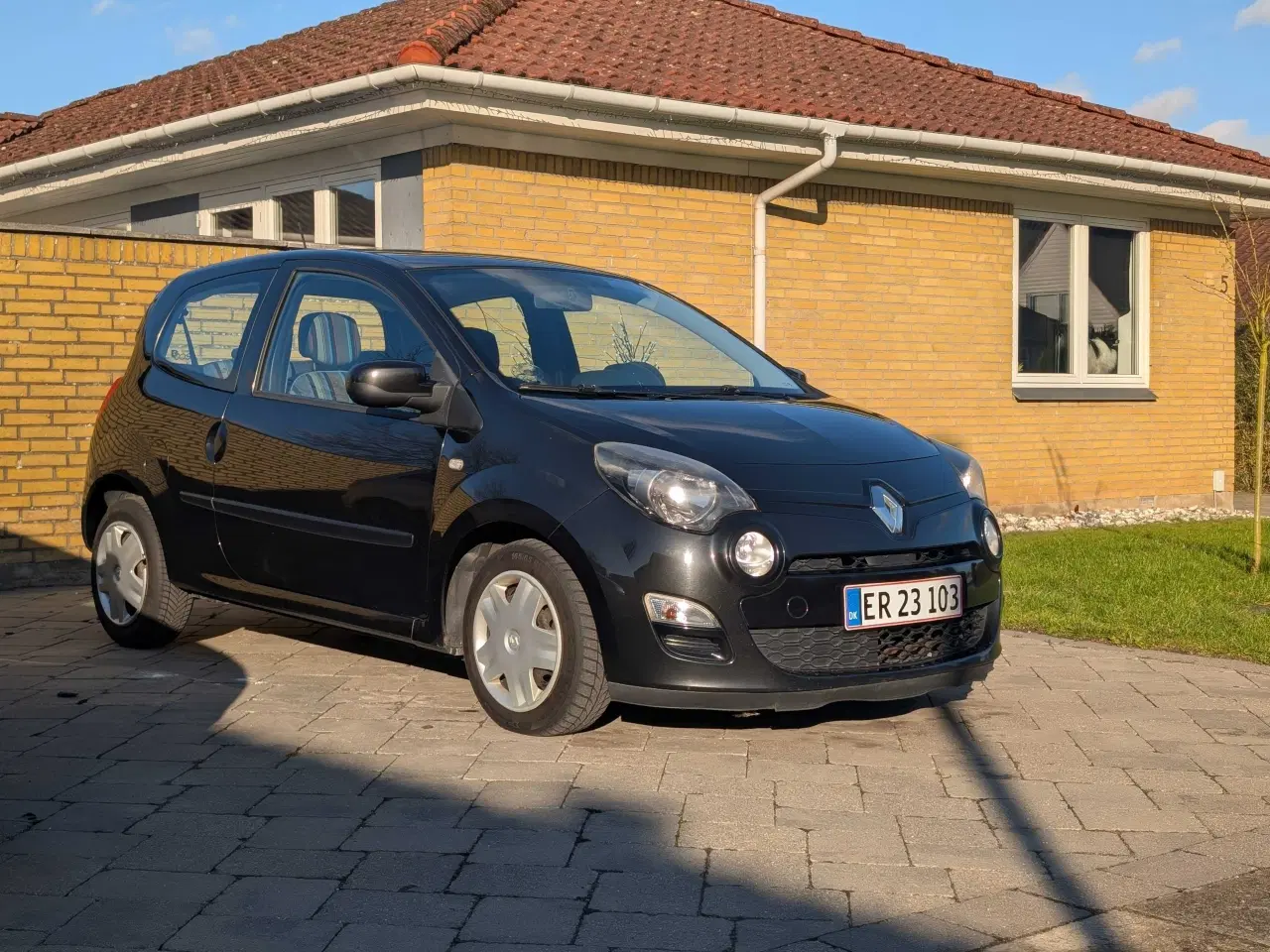Billede 5 - Flot og velholdt Twingo