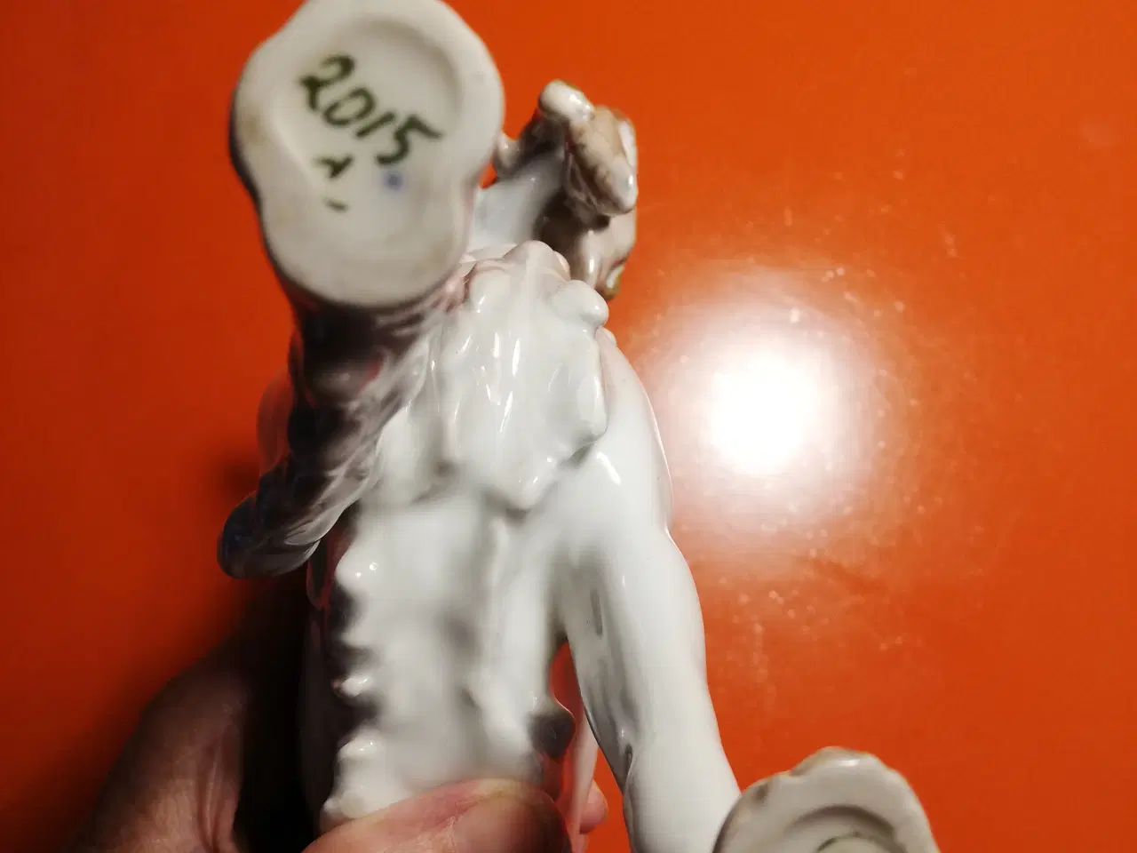 Billede 4 - B&G figur nr. 2015 jagthund med fugl 