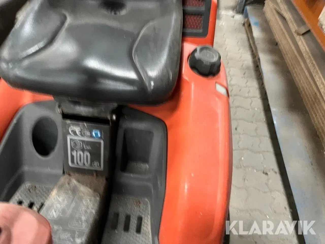 Billede 11 - Græsslåmaskine Husqvarna R 216