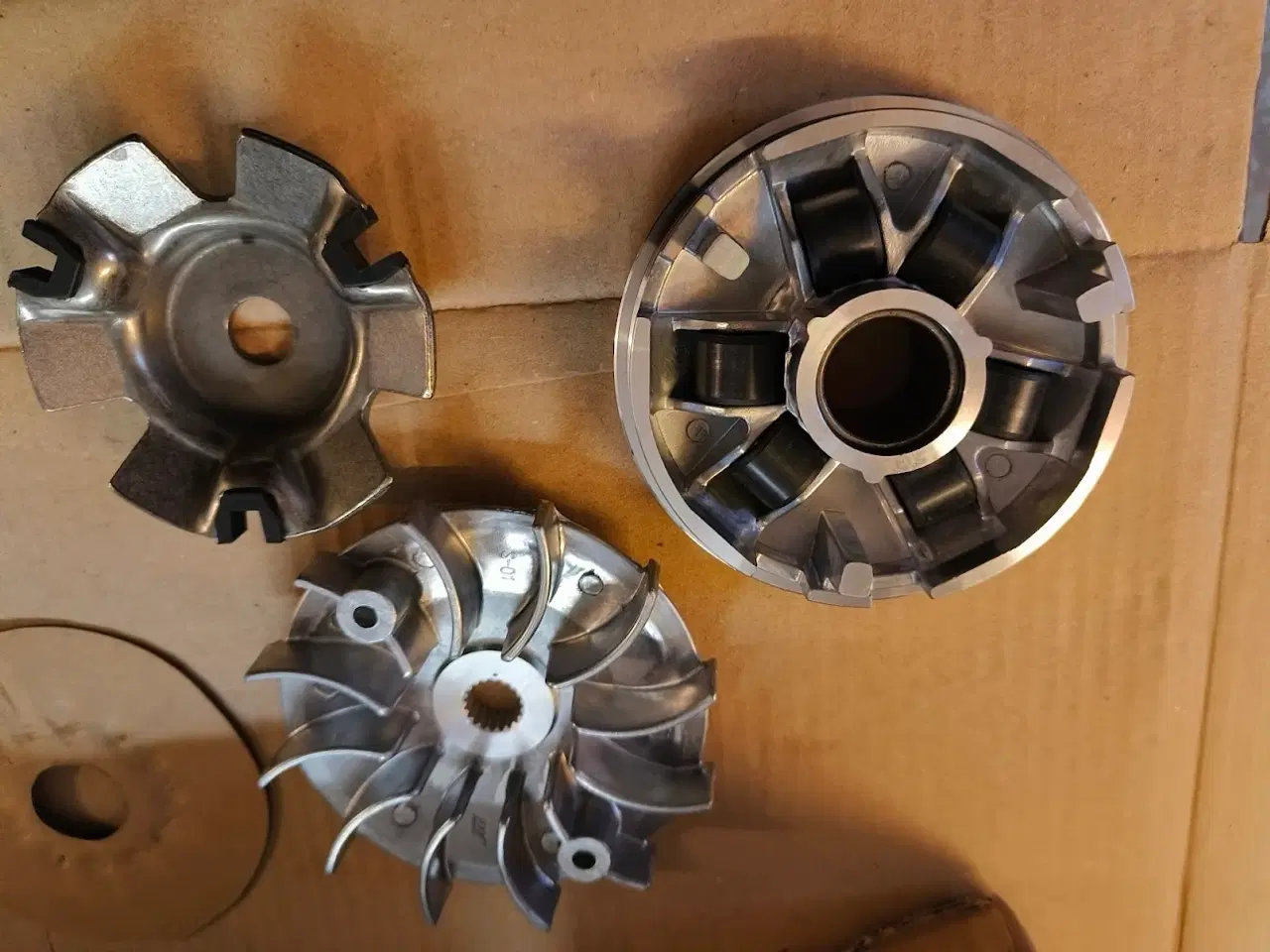 Billede 2 - Ny variator til 125 - 150 cc. scooter.