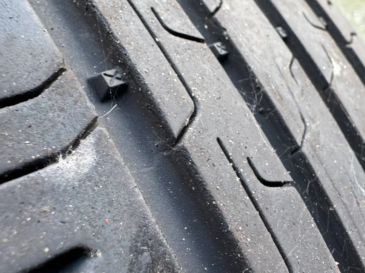 Billede 3 - Continental sommerdæk 205/45-17 Extra Load