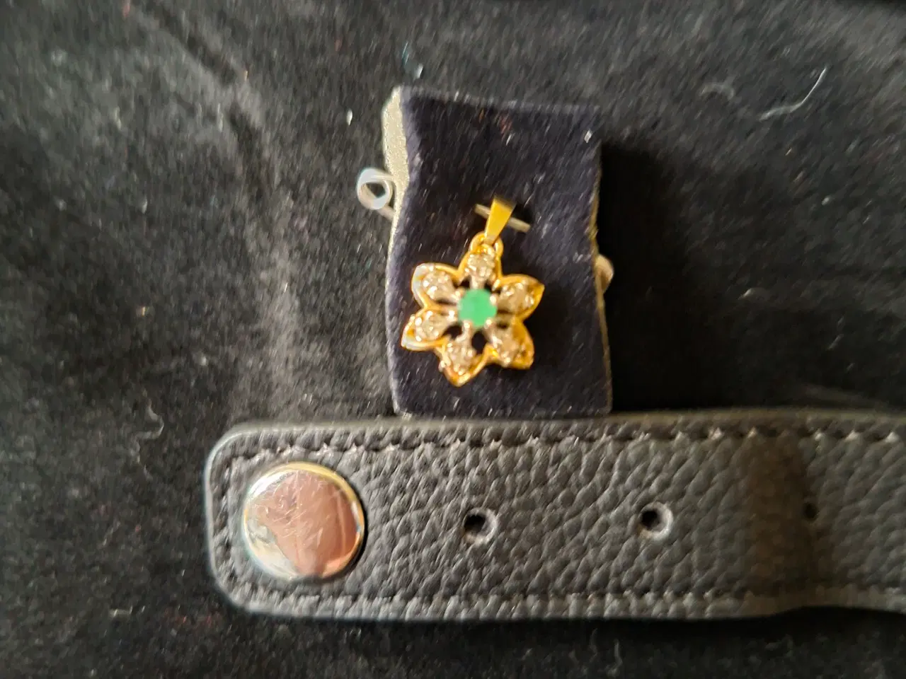 Billede 2 - Guld og hvidguld vedhæng