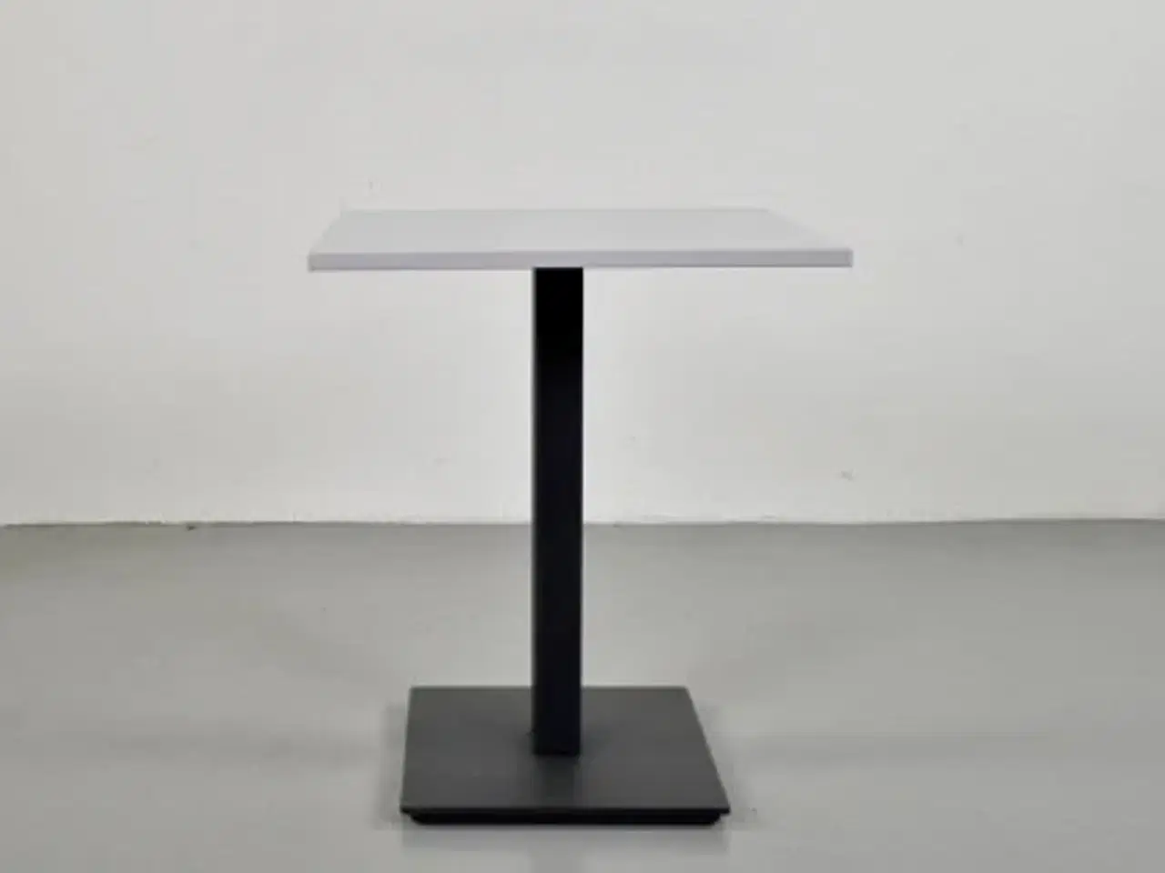 Billede 7 - Cafebord med lysegrå plade og antracit fod.