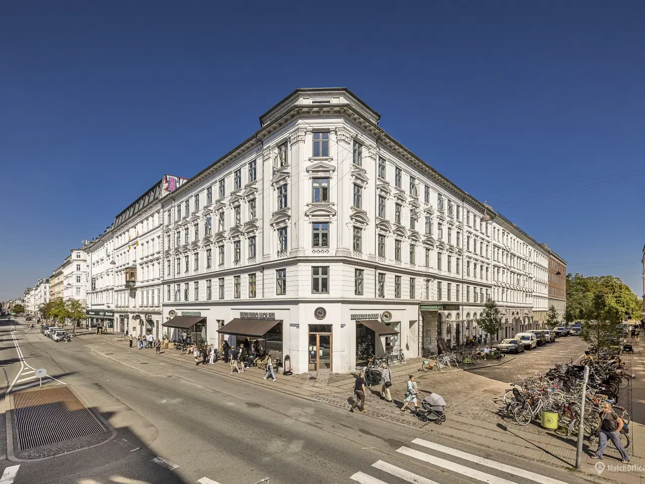 Billede 1 - Klassisk københavnerejendom som nyistandsættes til et moderne kontor