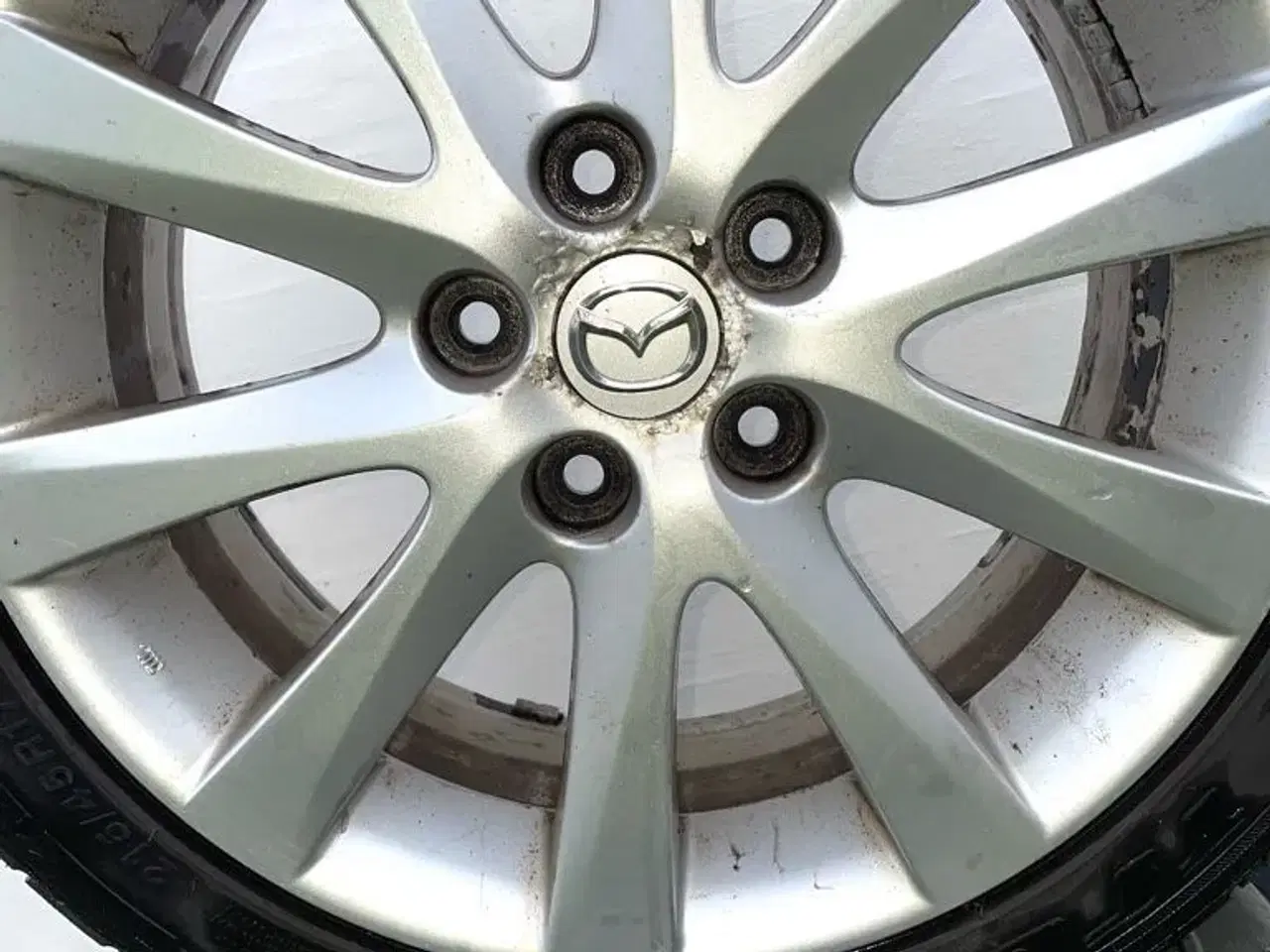 Billede 3 - Mazda dæk på fælg.