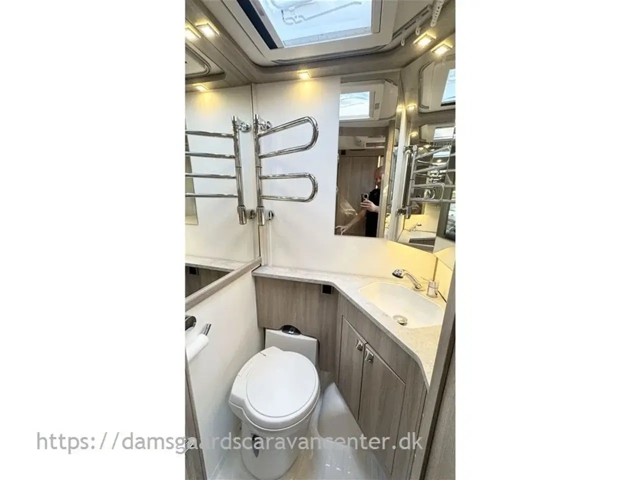 Billede 19 - 2021 - Kabe Smaragd 540 GLE KS QUEEN SELECTION   Enkeltsenge-Alde-Gulvvarme-Mover-Markise-Lamel