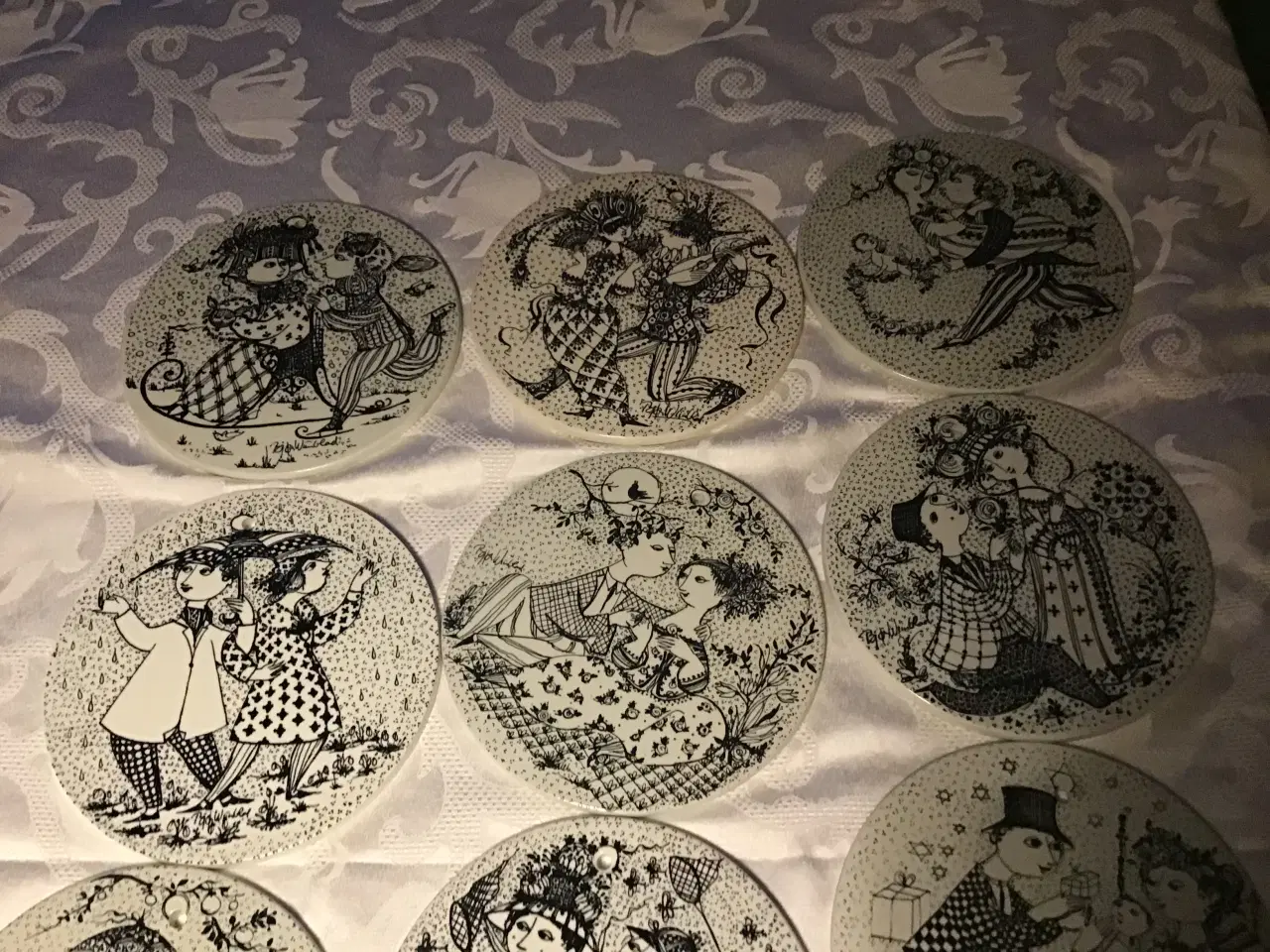 Billede 10 - Bjørn Wiinblad smørebrætter / Sorte