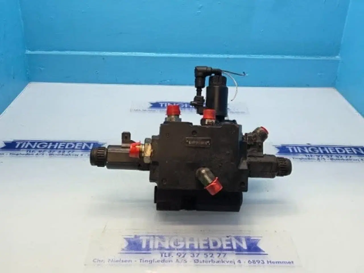 Billede 1 - New Holland CR9.90 Hydraulikventil 87313989