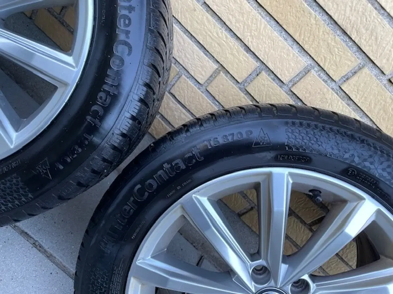 Billede 3 - Originale London fælge med vinterdæk 17"