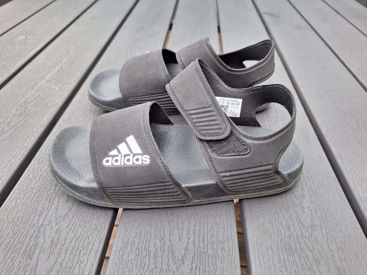 Billede 1 - Børne Sandal, Bade sko