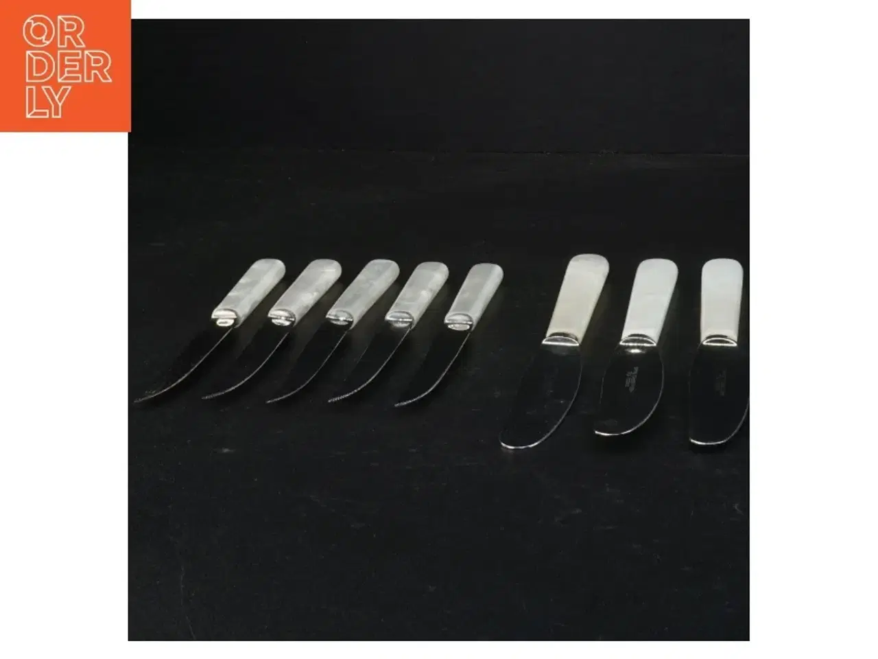 Billede 2 - Sæt af knive med perlemorsgreb (str. 21,5 cm 17,5 cm)
