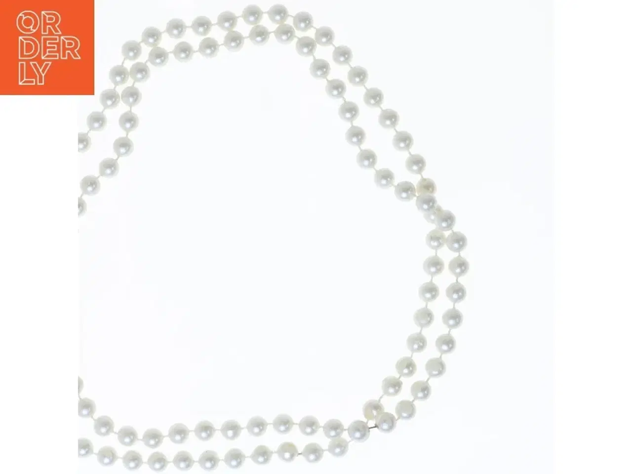 Billede 2 - Lang hvid halskæde med perler (str. 90 cm)