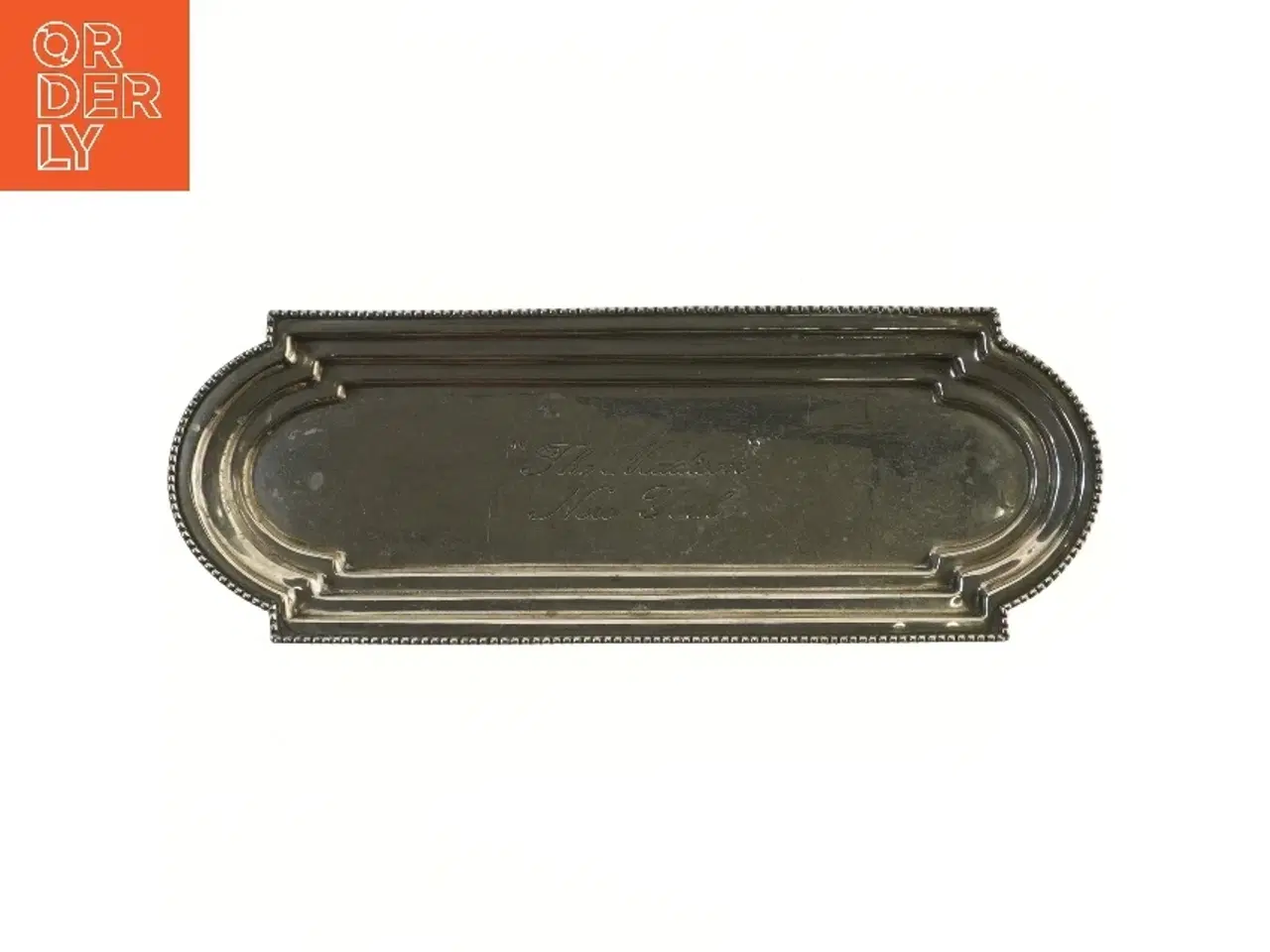 Billede 1 - Metalfad med indgravering fra Brian Highland (str. 42x15 cm)