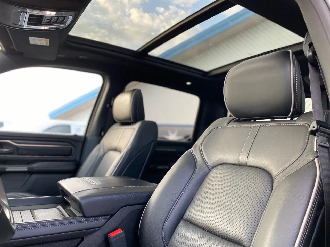 Billede 10 - Dodge RAM 1500 5,7 V8 Hemi Limited Night aut.