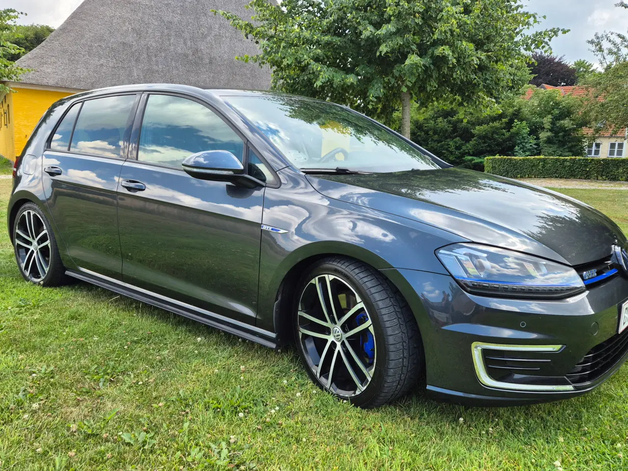 Billede 3 - Velkørende og flot GOLF 7 GTE