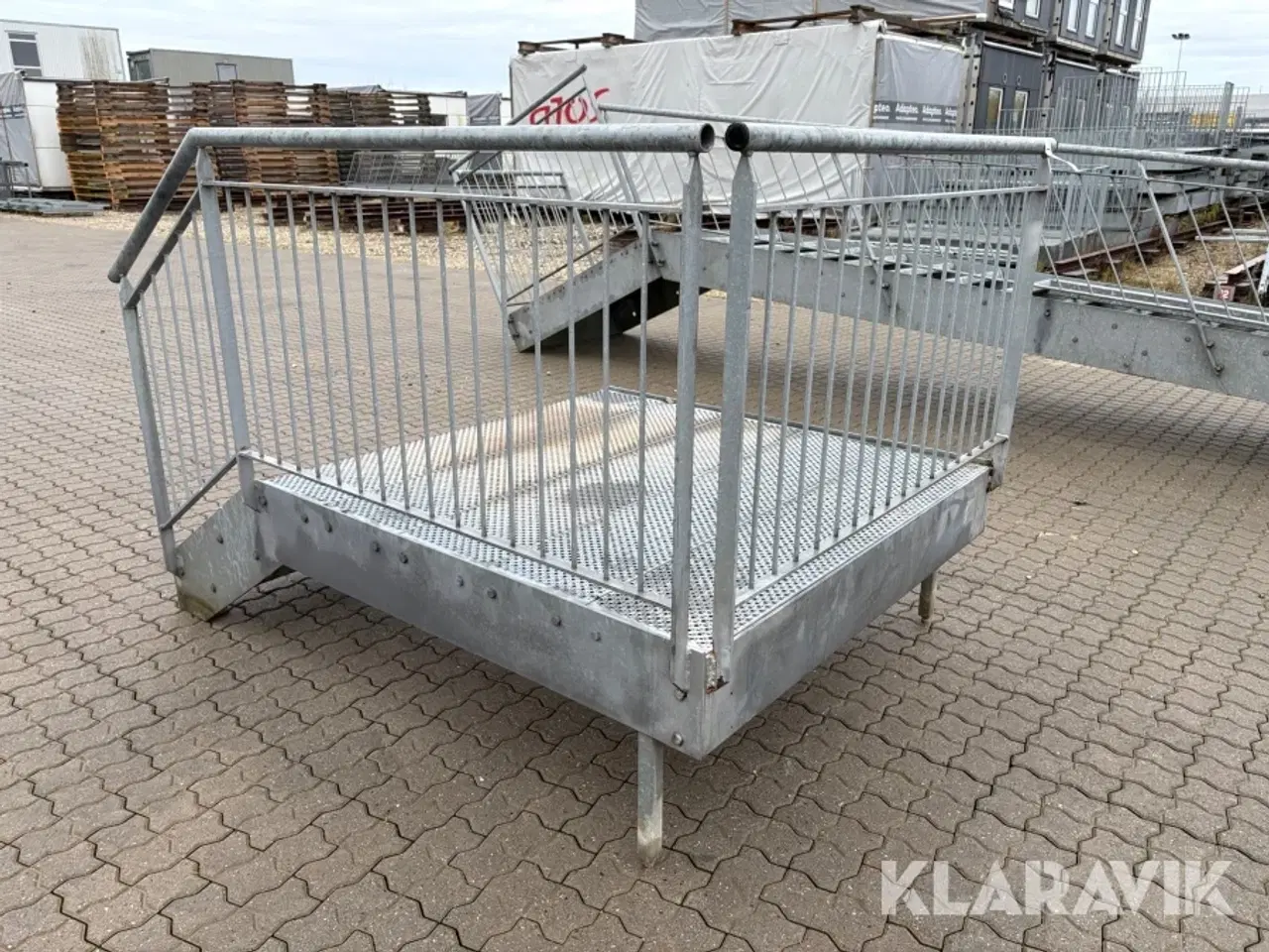 Billede 3 - Trappe med repos