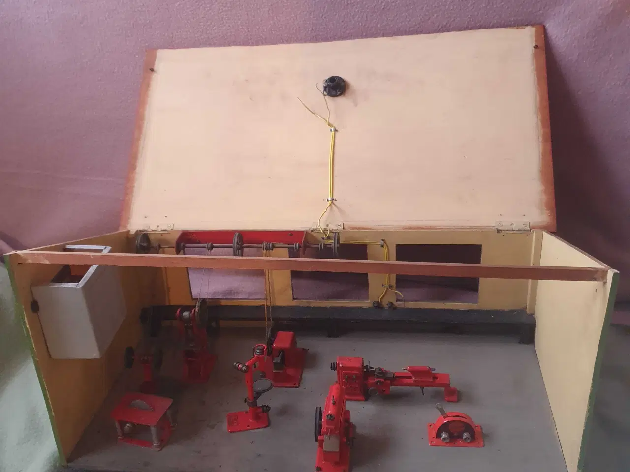 Billede 3 - Gammel miniature maskinfabrik