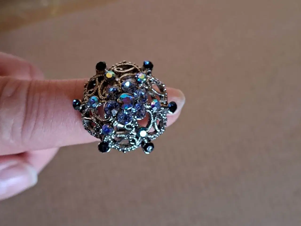 Billede 2 - Finger ring forgyldt med sten i
