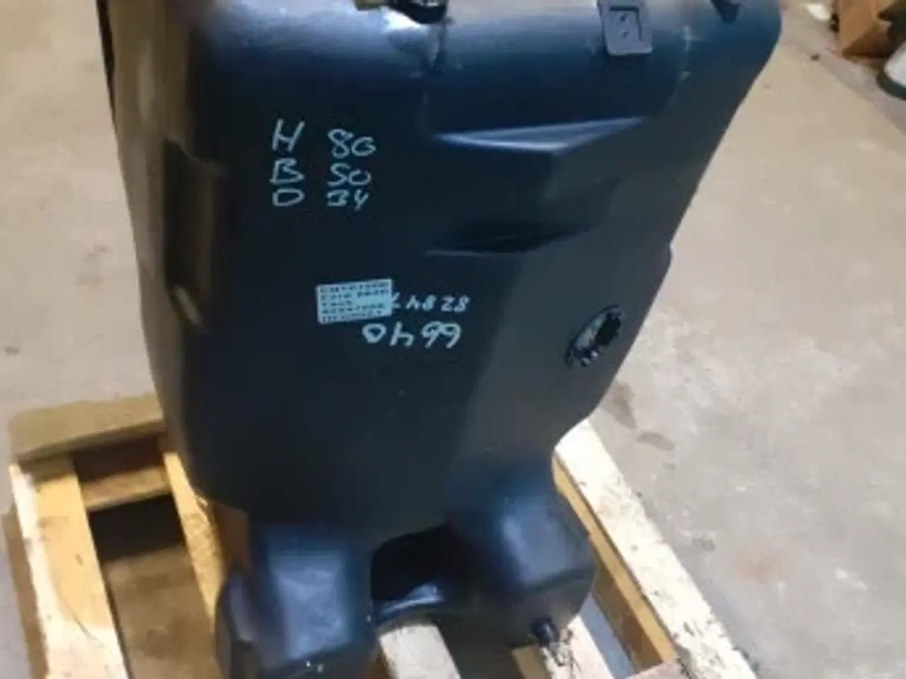 Billede 4 - Ford 6640 Dieseltank 82847556